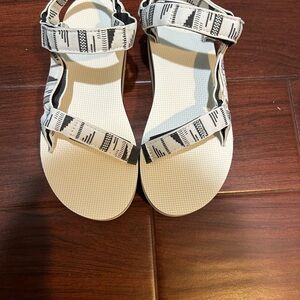 Teva White Flatform Sandals with Black Patterned Straps